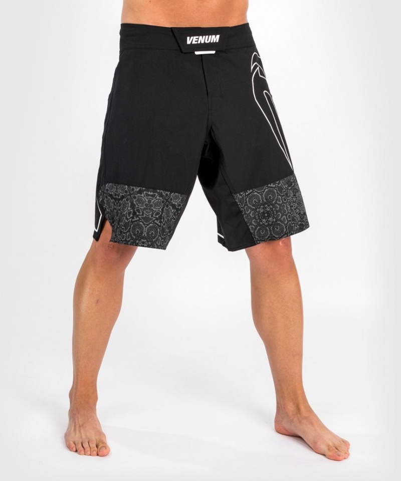 Short Venum Fight Light 4.0 Homme Noir Blanche  | RTB-1512929