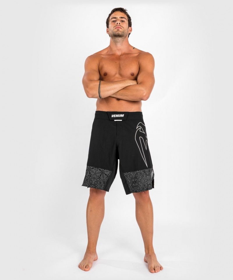 Short Venum Fight Light 4.0 Homme Noir Blanche  | RTB-1512929