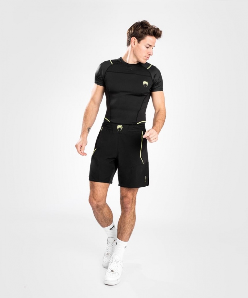 Short Venum Fusion 2.0 Fight Homme Noir Jaune  | REA-0445031