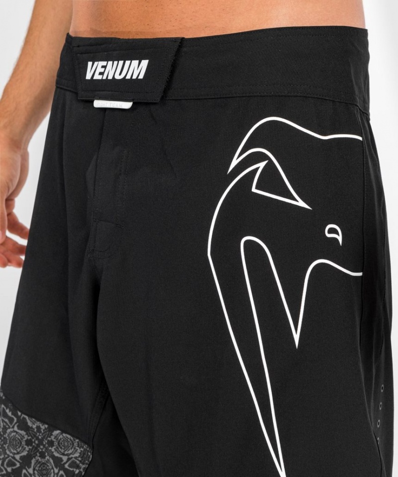 Short Venum Fight Light 4.0 Homme Noir Blanche  | RTB-1512929