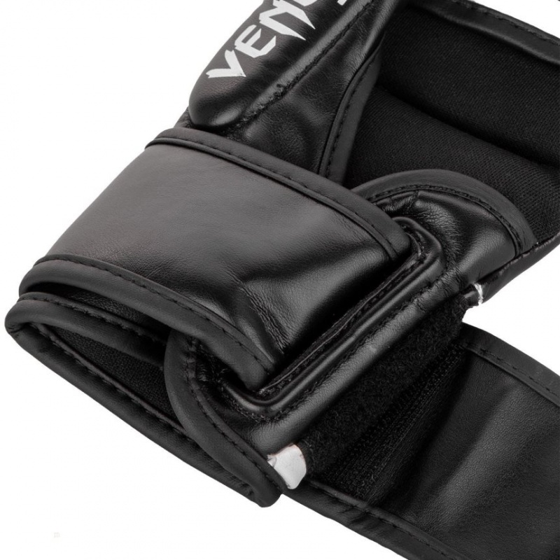 Gants D'entra?nement Venum Sparring Gloves Challenger 3.0 MMA Blanche Noir  | KUE-0718396