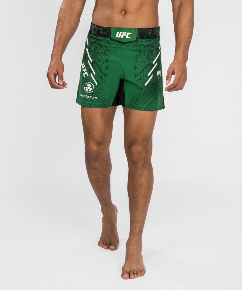 Short Venum UFC Adrenaline by Authentic Fight Night Fight Corta Fit Homme Vert  | ZMA-2132679