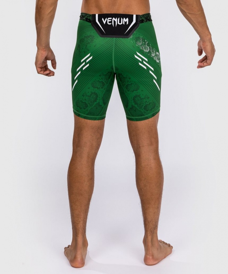 Short Venum UFC Adrenaline by Authentic Fight Night Vale Tudo Homme Vert  | NRR-2146967