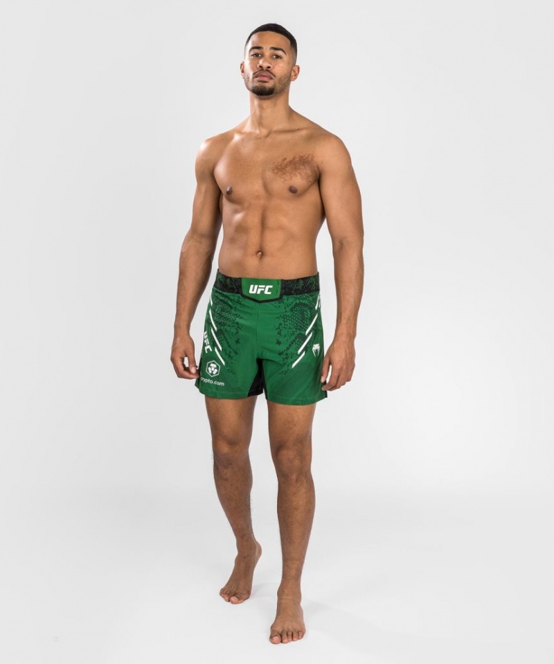 Short Venum UFC Adrenaline by Authentic Fight Night Fight Corta Fit Homme Vert  | ZMA-2132679