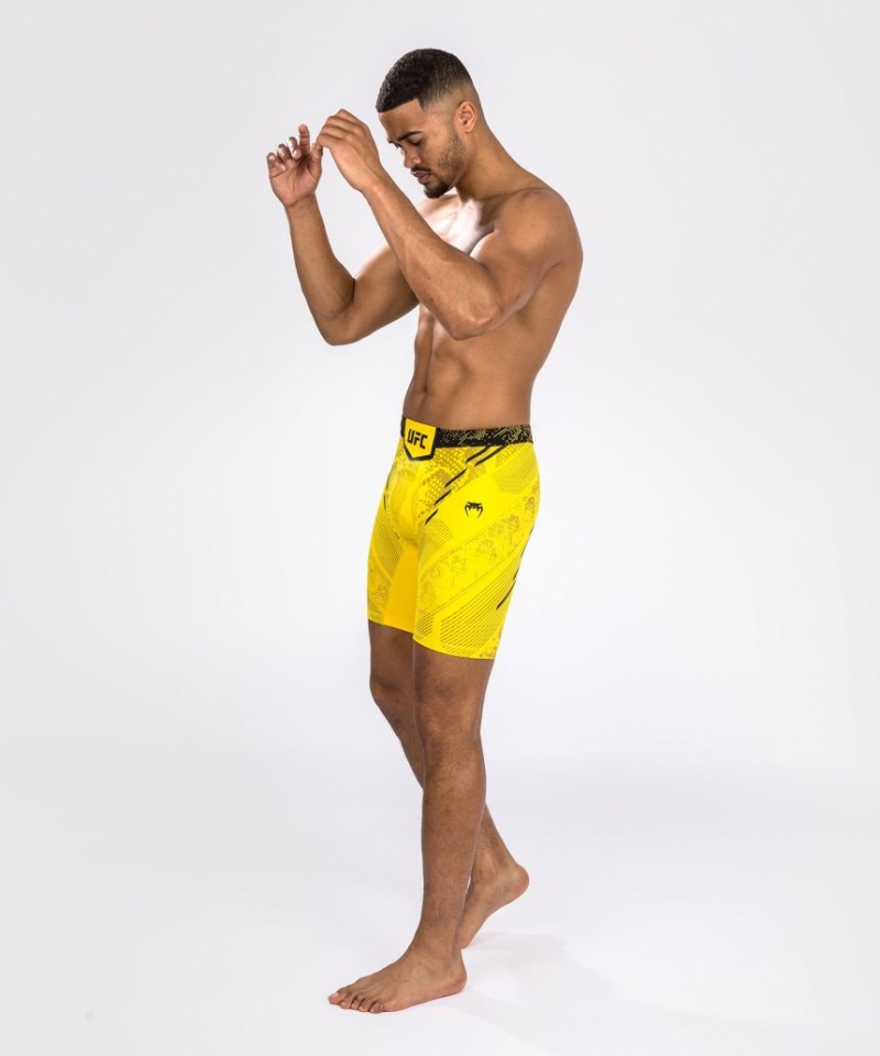 Short Venum UFC Adrenaline by Authentic Fight Night Vale Tudo Homme Jaune  | EUW-5718170