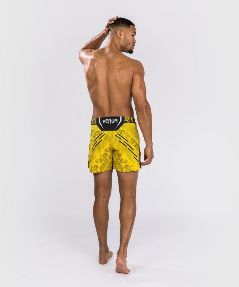 Short Venum UFC Adrenaline by Authentic Fight Night Fight Corta Fit Homme Jaune  | UZN-3757275