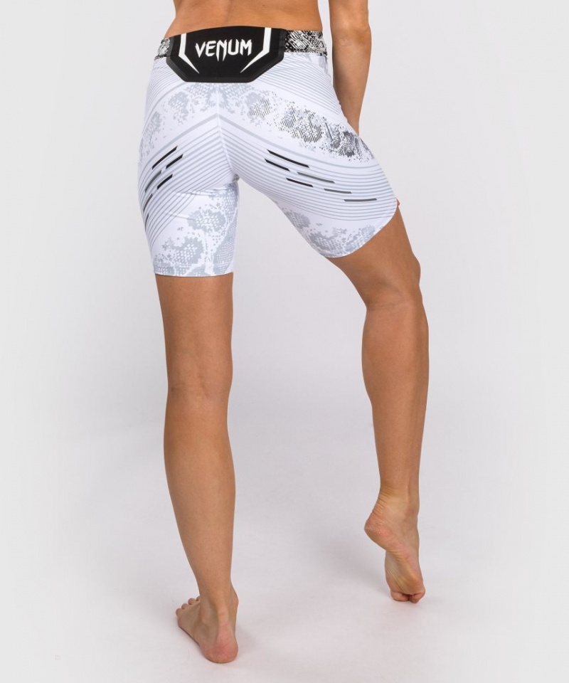 Short Venum UFC Adrenaline by Authentic Fight Night Vale Tudo Long Fit Femme Blanche  | MAY-1618292