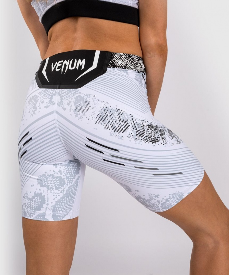 Short Venum UFC Adrenaline by Authentic Fight Night Vale Tudo Long Fit Femme Blanche  | MAY-1618292