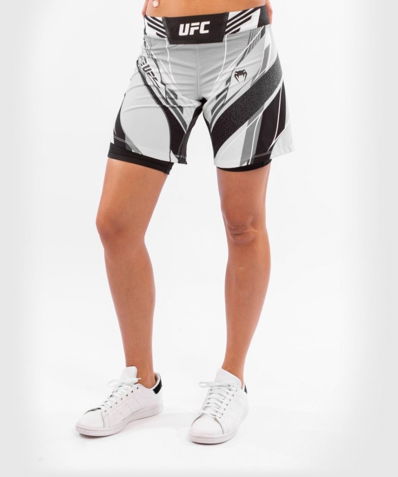 Short Venum UFC Authentic Fight Night Long Fit Femme Blanche  | SFQ-4697210