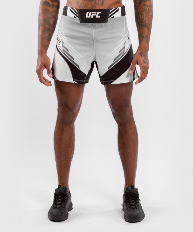 Short Venum UFC Authentic Fight Night Corta Fit Homme Blanche  | FHU-5544828