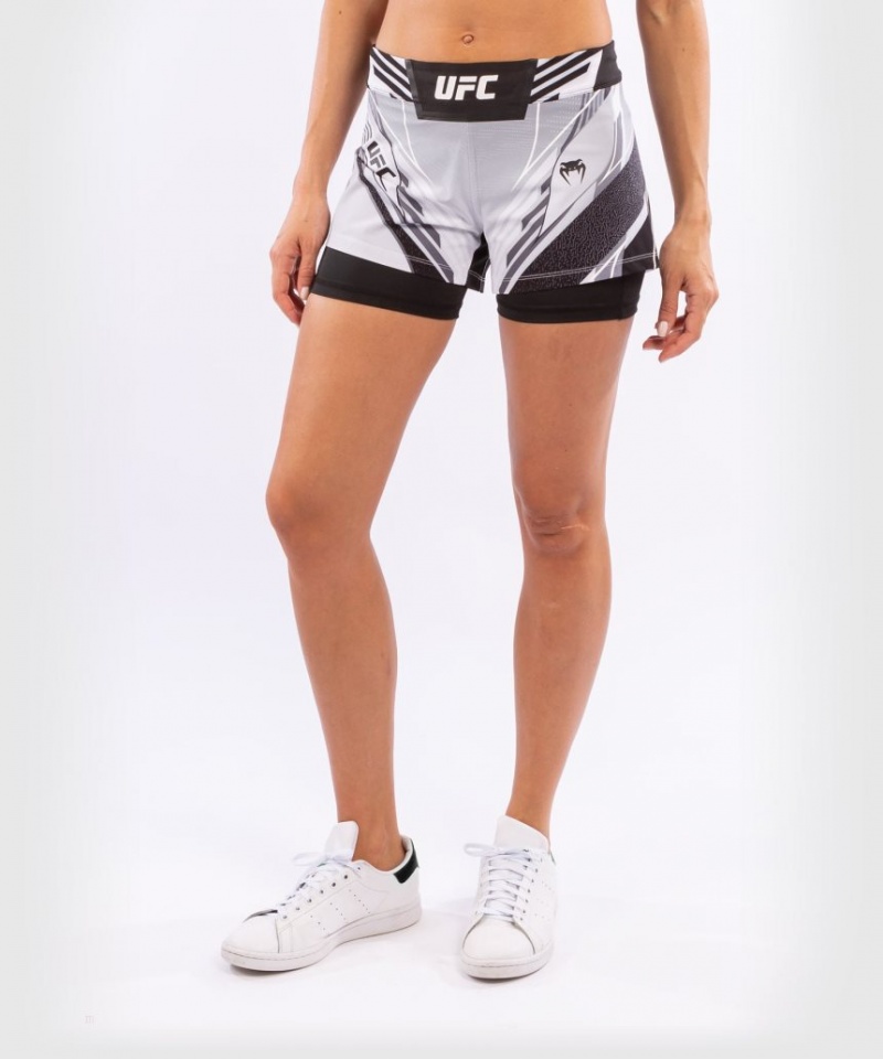 Short Venum UFC Authentic Fight Night Corta Fit Femme Blanche  | GQY-3191352