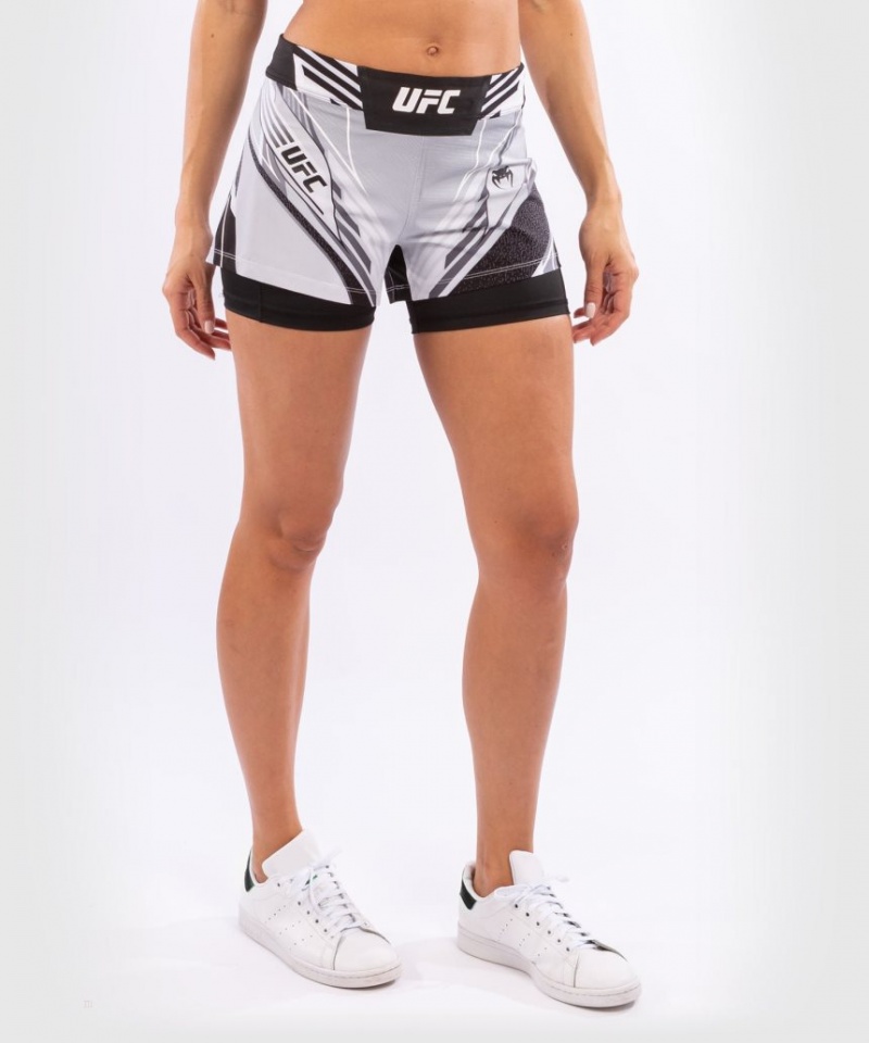 Short Venum UFC Authentic Fight Night Corta Fit Femme Blanche  | GQY-3191352