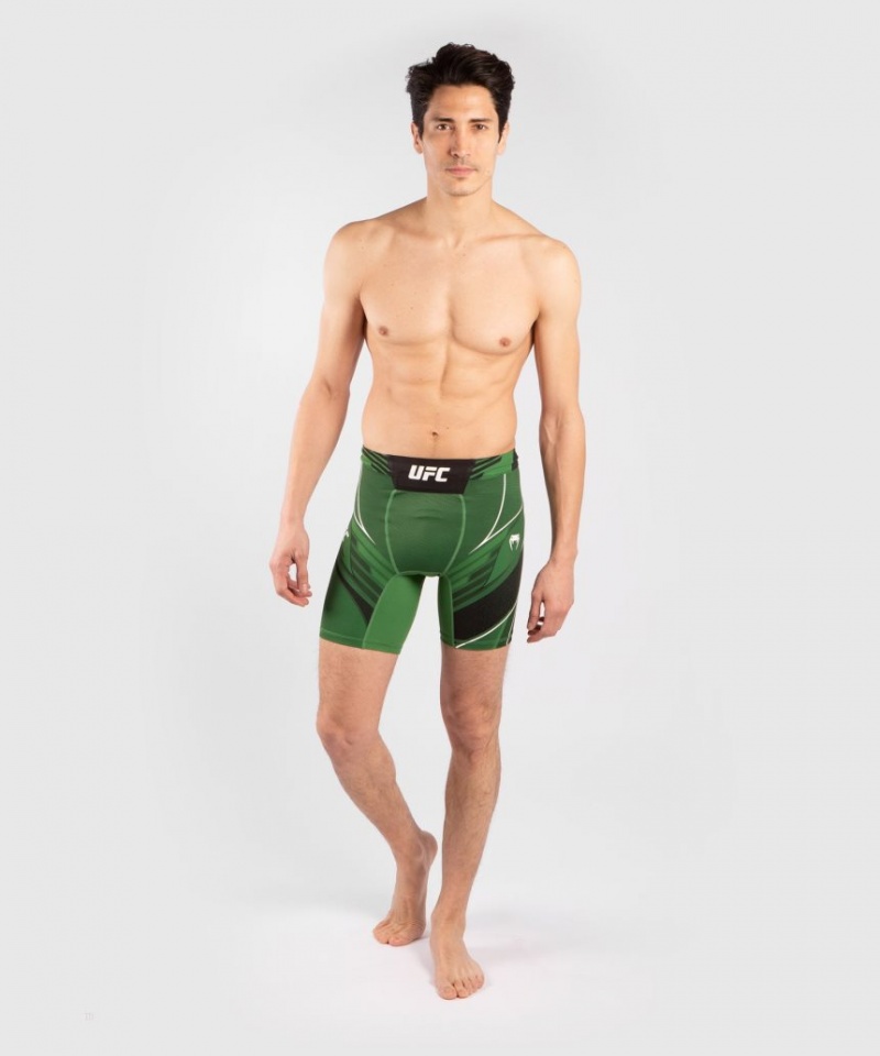 Short Venum UFC Authentic Fight Night Vale Tudo Corta Fit Homme Vert  | WKI-1364607