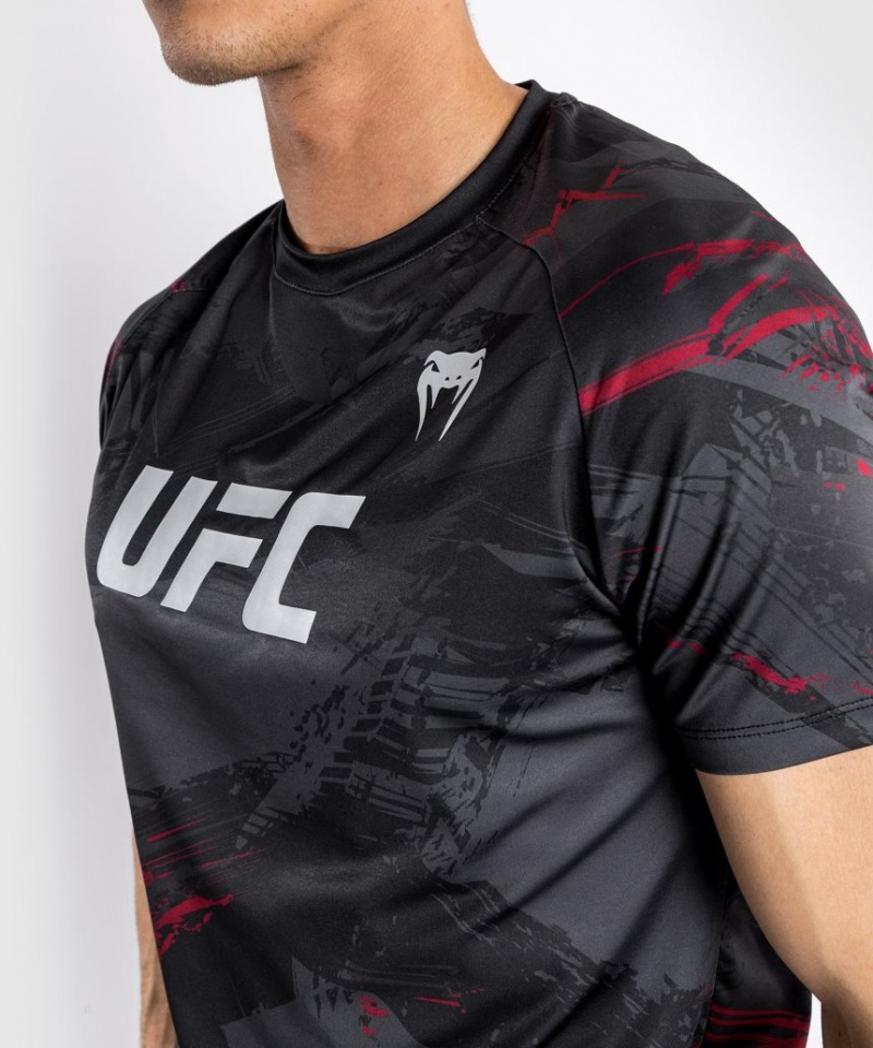 T Shirts Venum UFC Authentic Fight Week 2.0 Dry Tech Homme Noir  | NFA-9589569