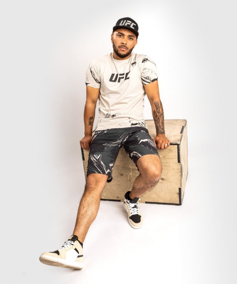 T Shirts Venum UFC Authentic Fight Week 2.0 Corta Sleeve Homme Marron  | AVL-5312291