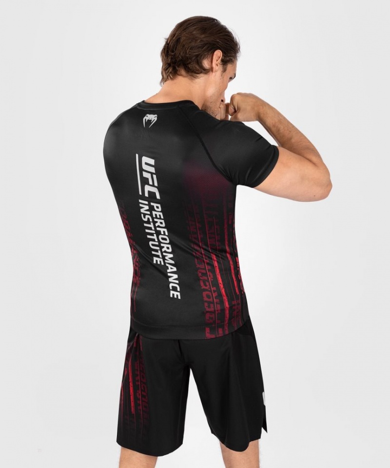 T Shirts Venum UFC Performance Institute 2.0 Corta-Sleeve Rashguard Homme Noir Rouge  | YFR-1581283