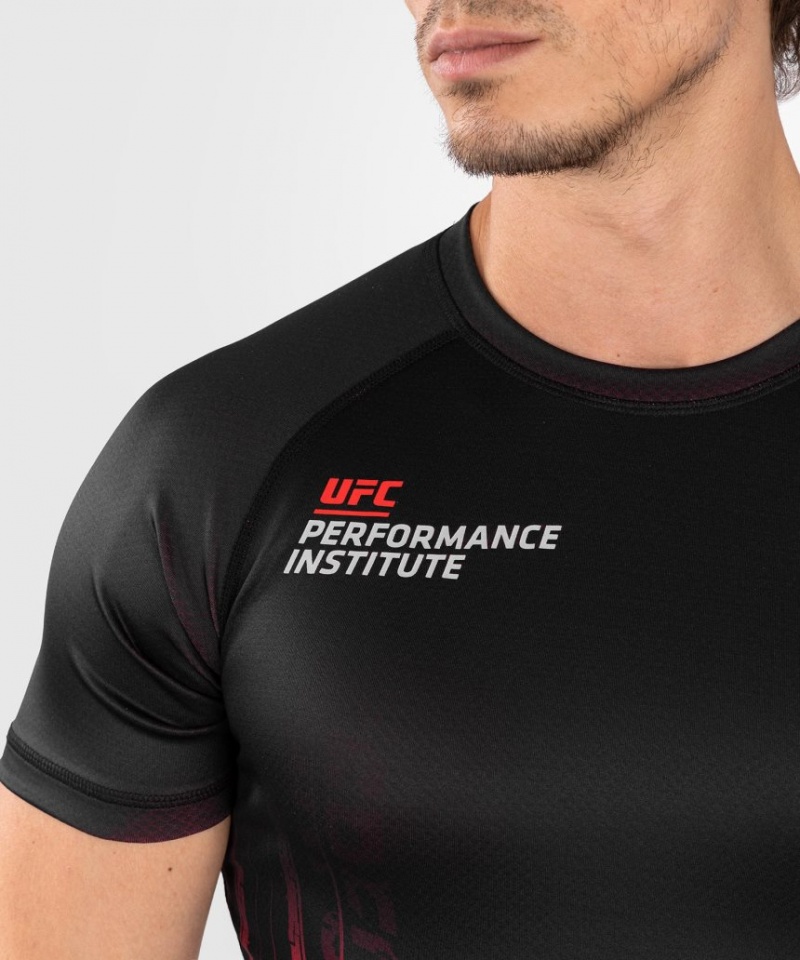 T Shirts Venum UFC Performance Institute 2.0 Corta-Sleeve Rashguard Homme Noir Rouge  | YFR-1581283